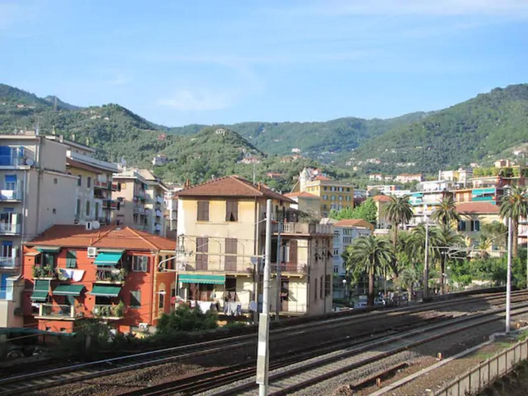 Casa Margot Apartment Rapallo Bagian luar foto